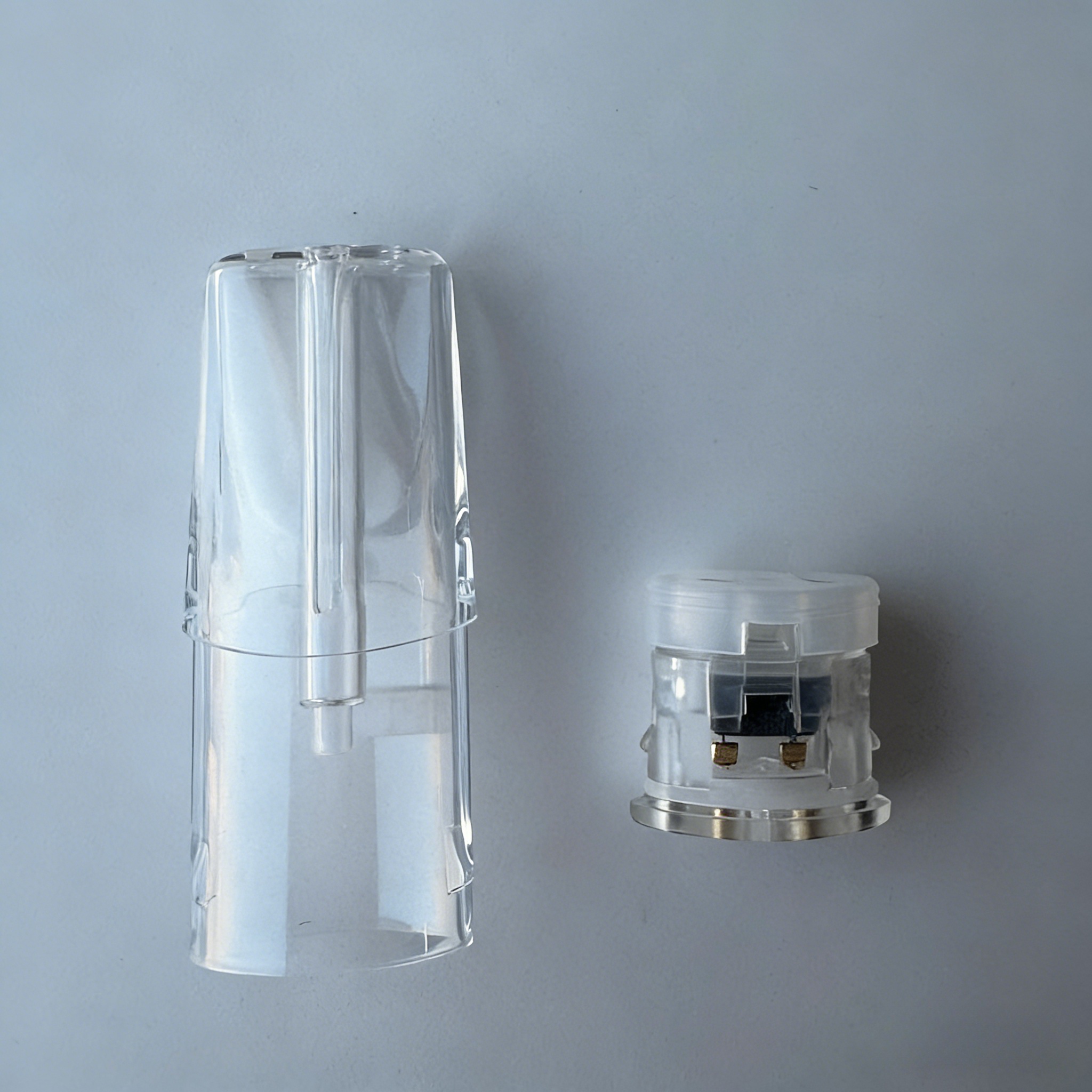 LANA 1.6ML空煙彈｜一代通用可註油空倉・白底發光版